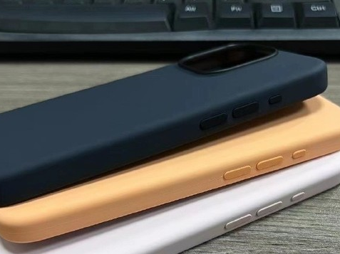 红岗苹果14维修站分享iPhone14手机壳能直接给iPhone15用吗?